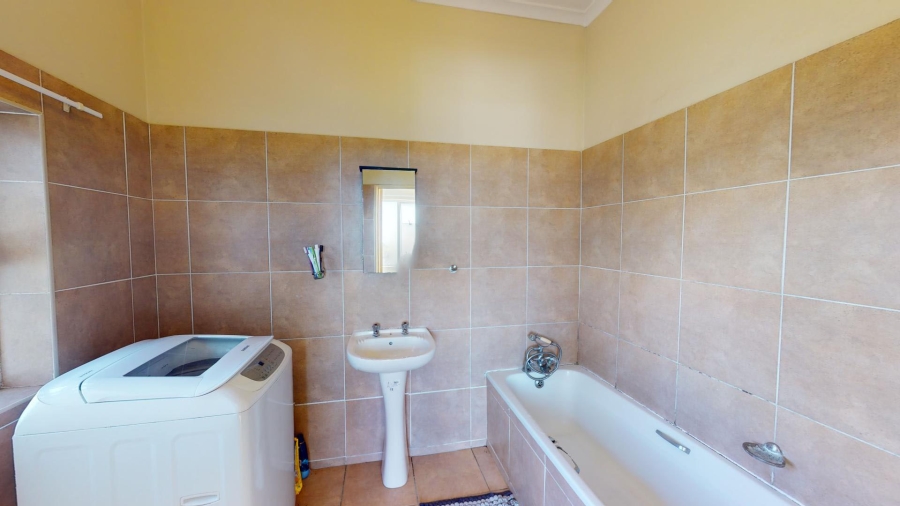 To Let 2 Bedroom Property for Rent in Richmond Hill Eastern Cape